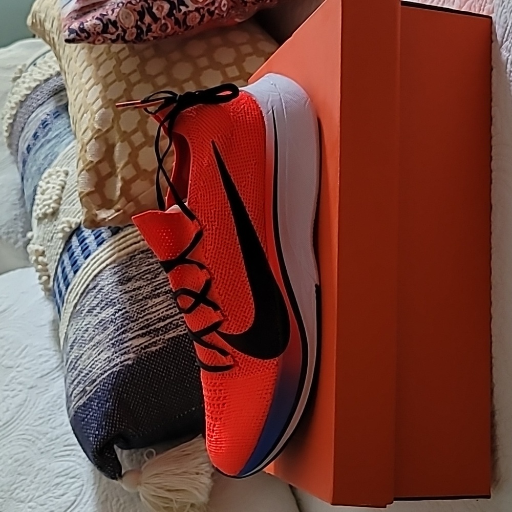 NEW Nike Vaporfly 4%